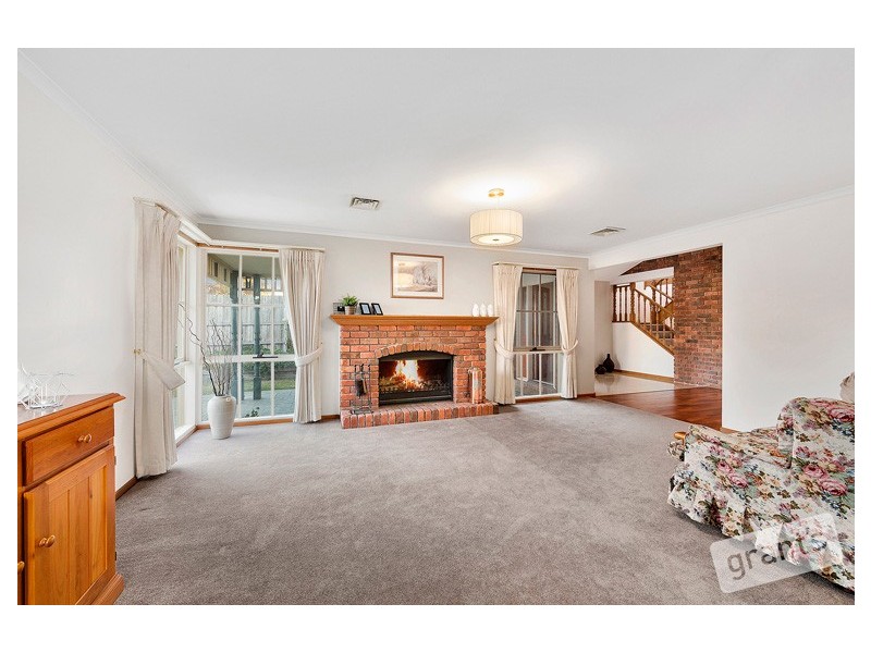 6 Werona Court, Berwick VIC 3806