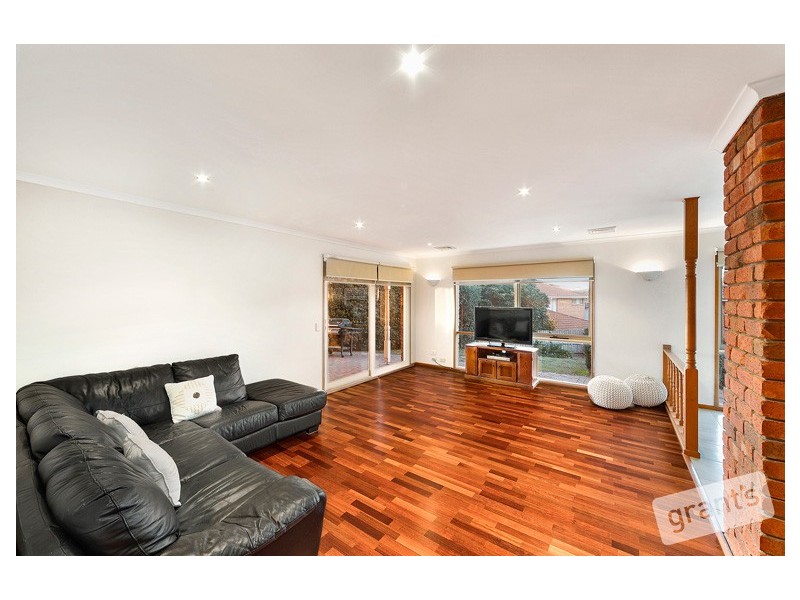 6 Werona Court, Berwick VIC 3806