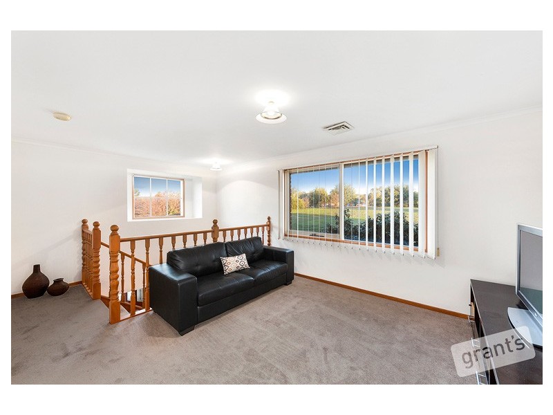 6 Werona Court, Berwick VIC 3806