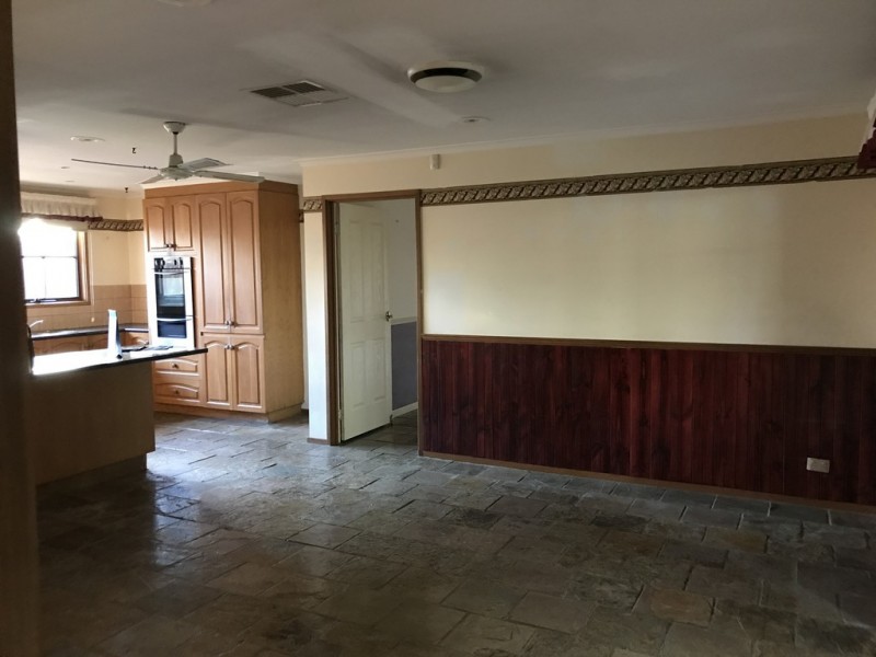 19 Tyntynder Close, Berwick VIC 3806