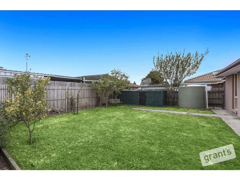 61 The Parkway, Hampton Park VIC 3976