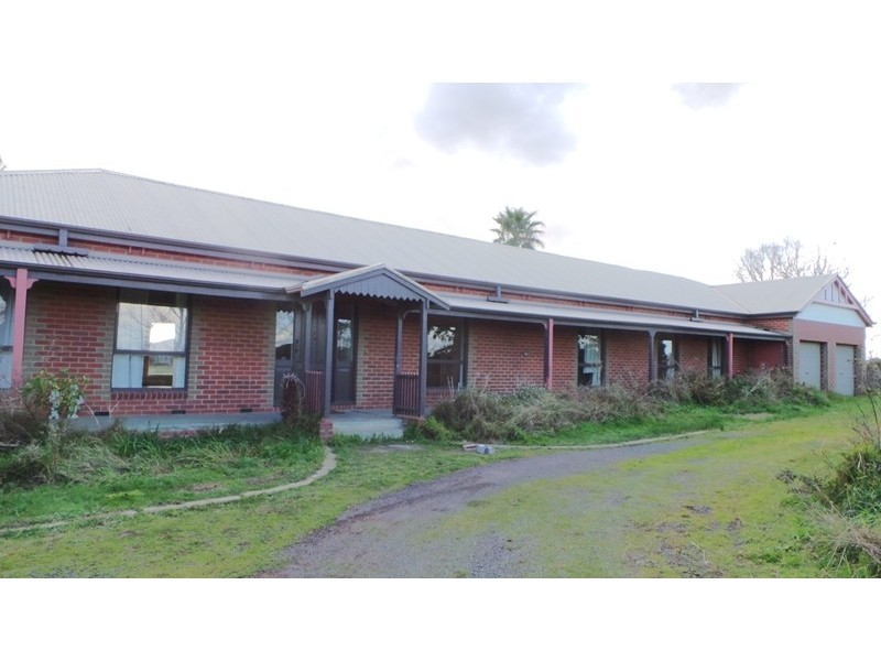 385 Berwick-Cranbourne Road, Clyde North VIC 3978