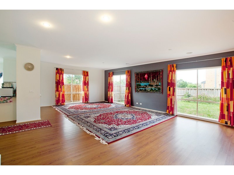 26 Ellen Road, Narre Warren South VIC 3805