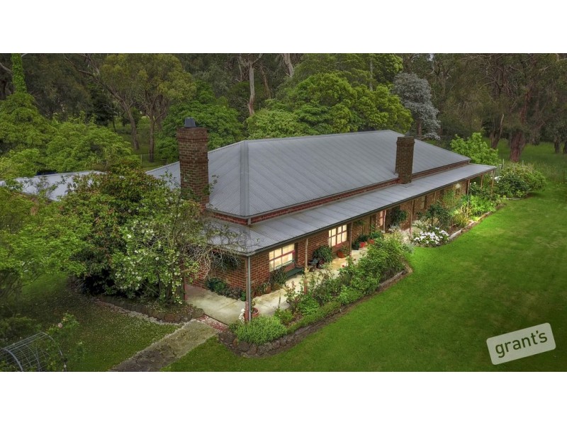 5 Kemp Crescent, Somerville VIC 3912