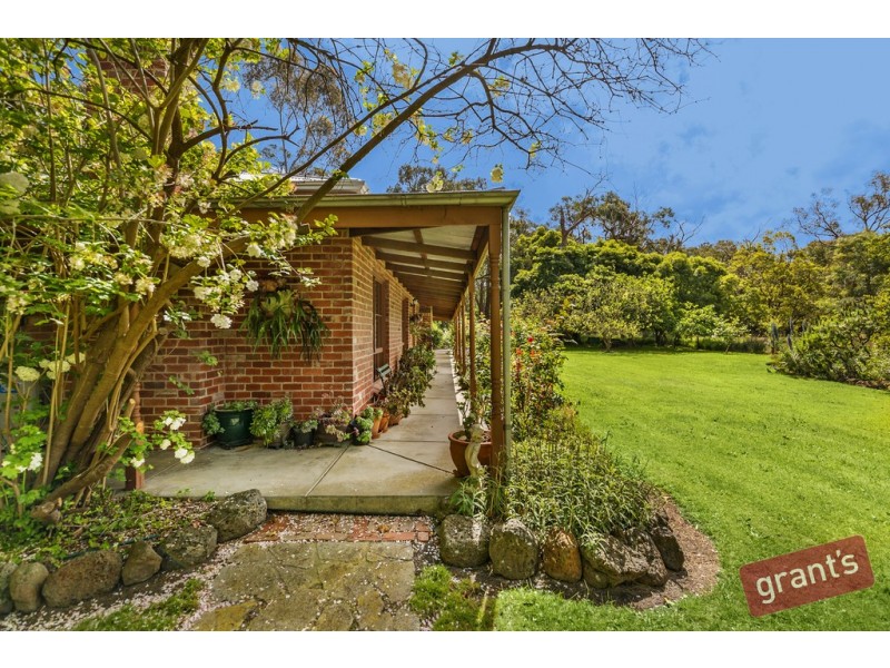 5 Kemp Crescent, Somerville VIC 3912