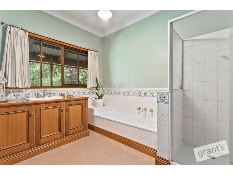 5 Kemp Crescent, Somerville VIC 3912