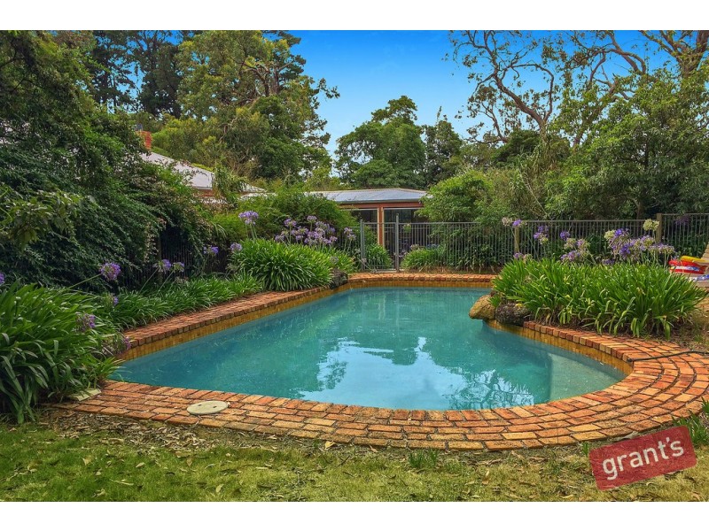 5 Kemp Crescent, Somerville VIC 3912