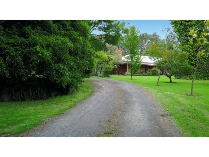 5 Kemp Crescent, Somerville VIC 3912