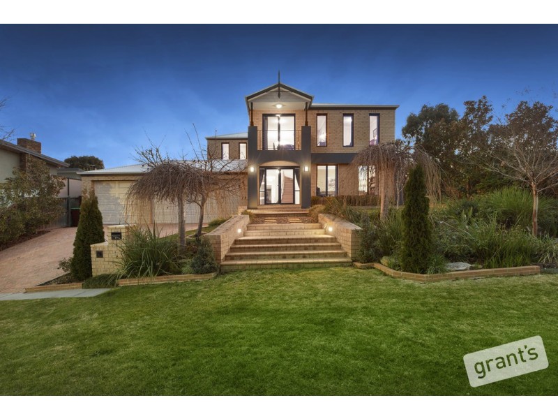 1 Leichhardt Way, Berwick VIC 3806