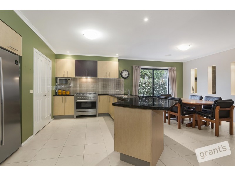 1 Leichhardt Way, Berwick VIC 3806