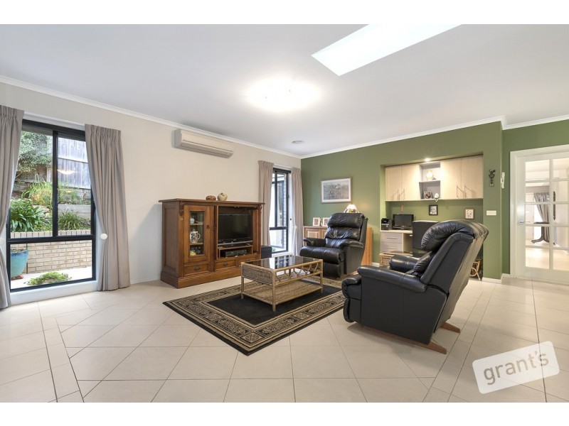 1 Leichhardt Way, Berwick VIC 3806