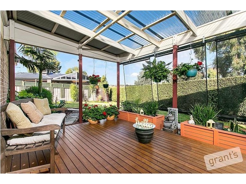 4 Condor Court, Berwick VIC 3806