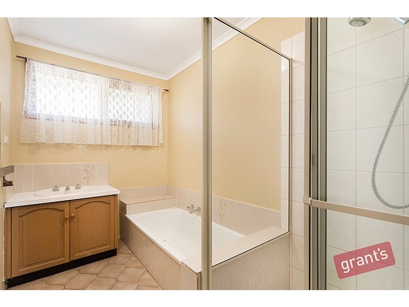 21 Columbia Road, Narre Warren VIC 3805