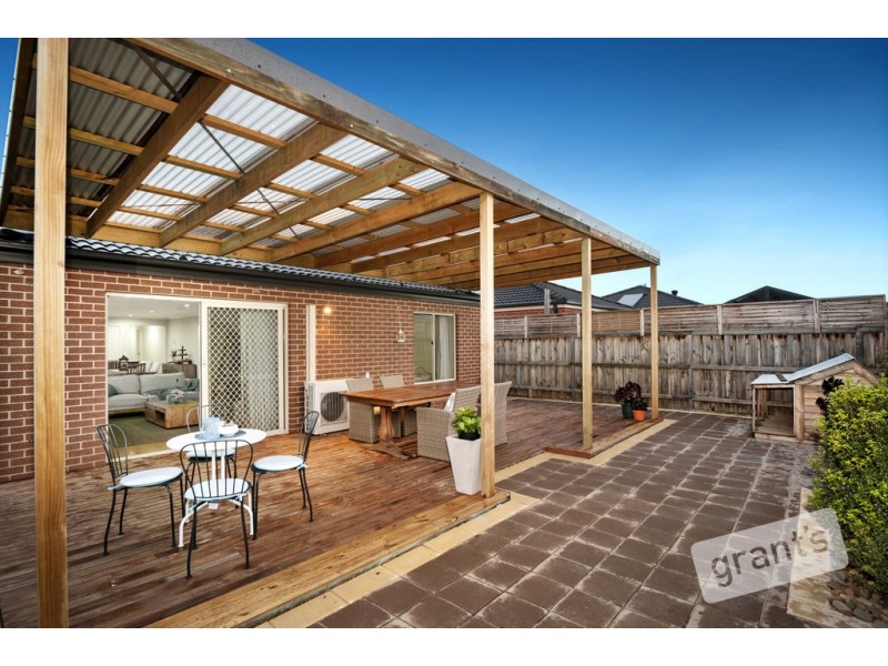 4 Pelion Avenue, Clyde VIC 3978