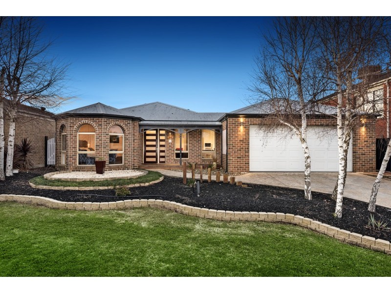 5 Padstow Court, Narre Warren South VIC 3805