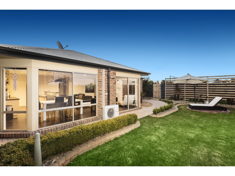 5 Padstow Court, Narre Warren South VIC 3805