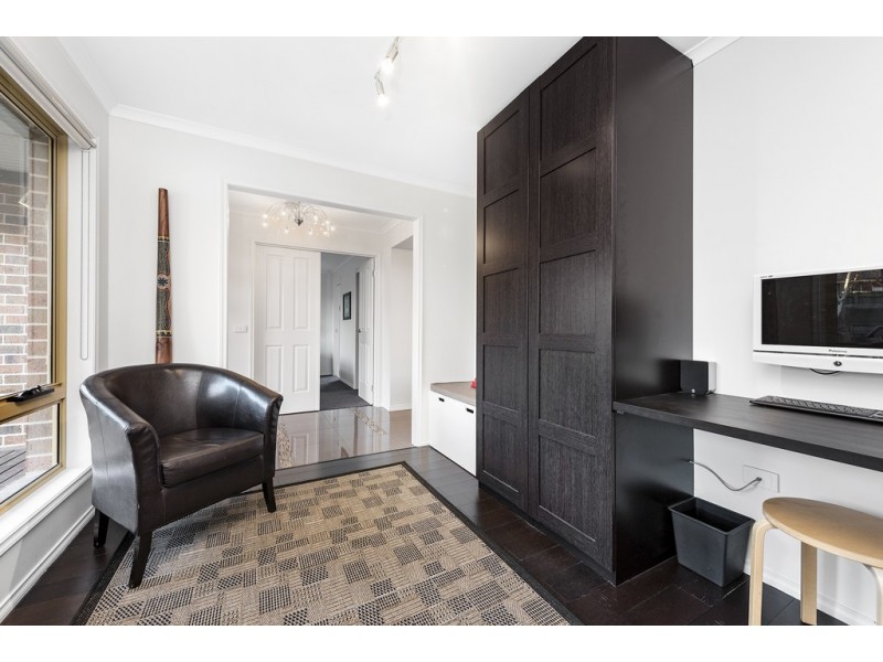 5 Padstow Court, Narre Warren South VIC 3805