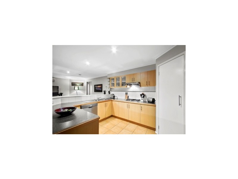 14 Michelle Drive, Berwick VIC 3806