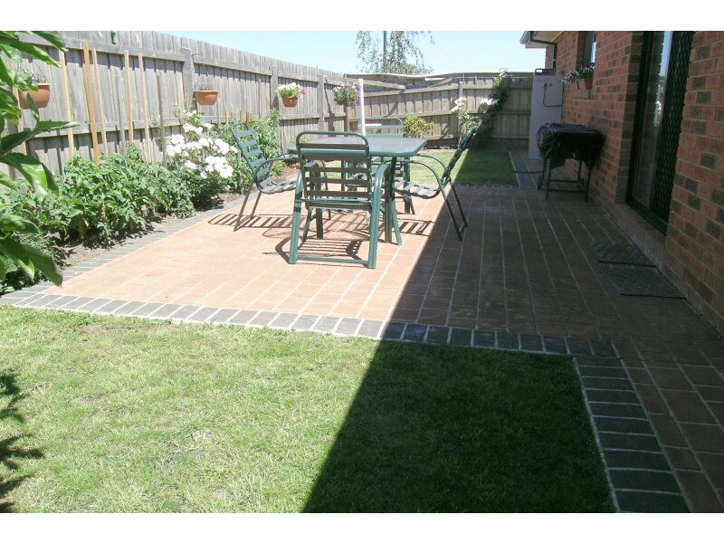 6 Terriester Drive, Berwick VIC 3806