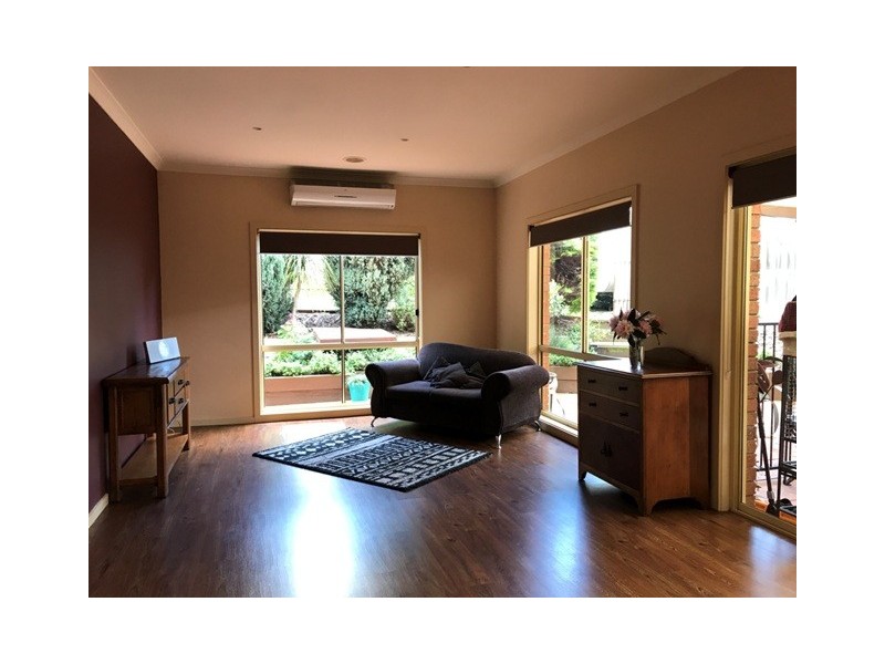 28 Eureka Crescent, Narre Warren South VIC 3805