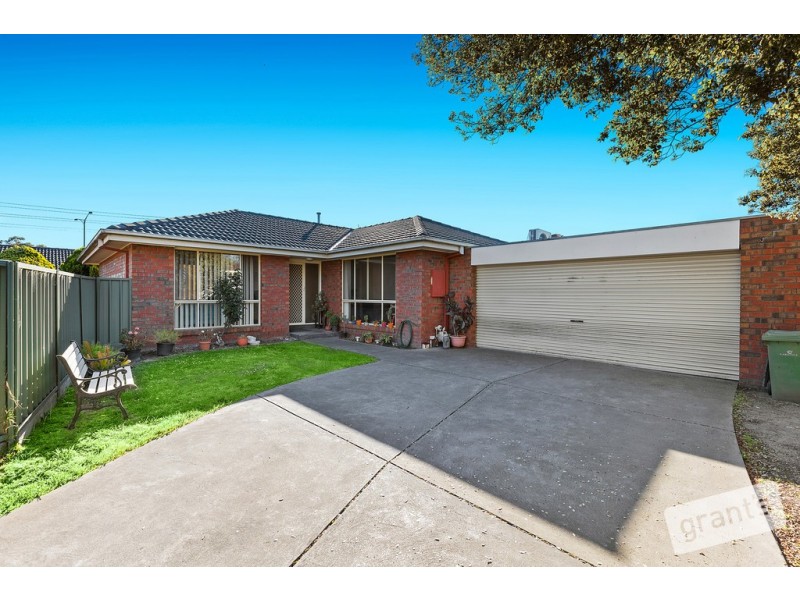 2/4 Stella Street, Beaconsfield VIC 3807