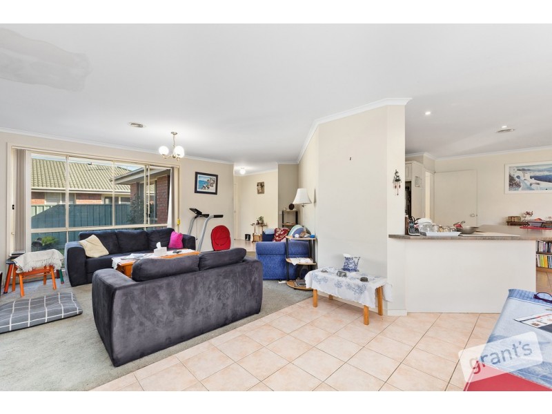 2/4 Stella Street, Beaconsfield VIC 3807