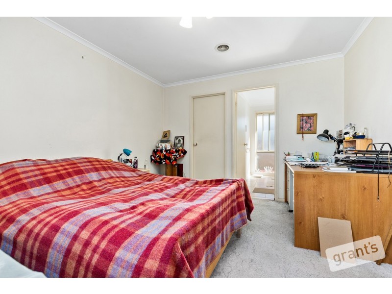 2/4 Stella Street, Beaconsfield VIC 3807