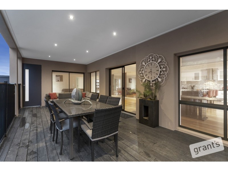 2 Shute Avenue, Berwick VIC 3806