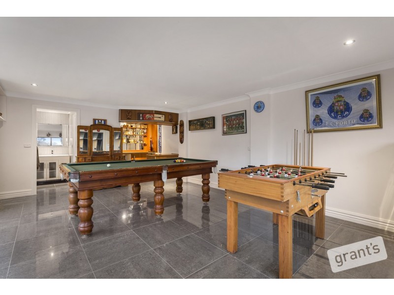 2 Shute Avenue, Berwick VIC 3806