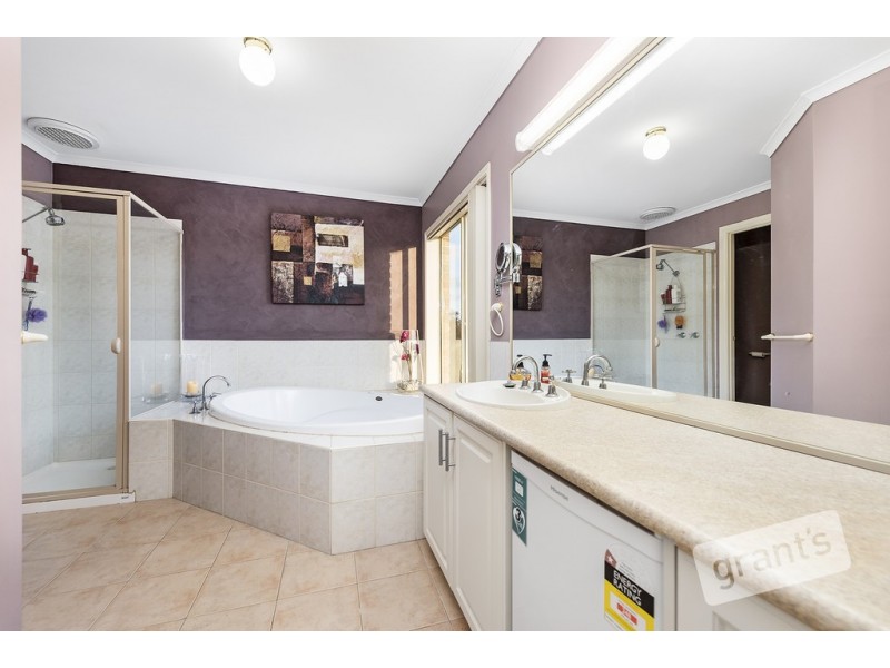 7 The Quadrant, Narre Warren South VIC 3805