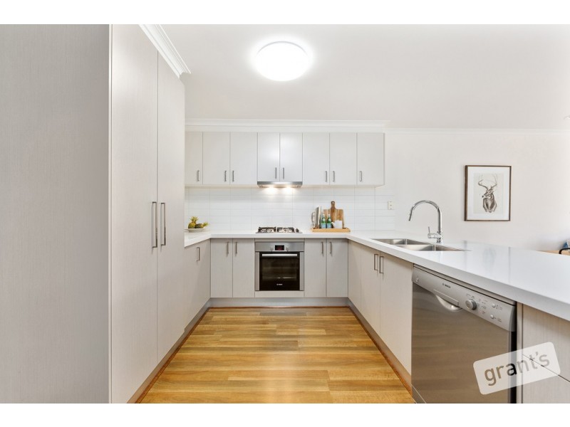 2 Yalumba Court, Berwick VIC 3806