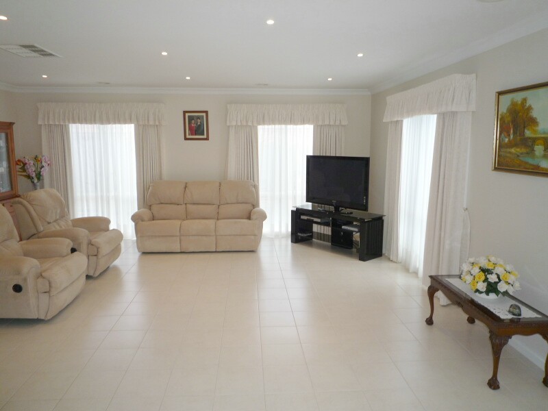 7 Glenisla Way, Berwick VIC 3806