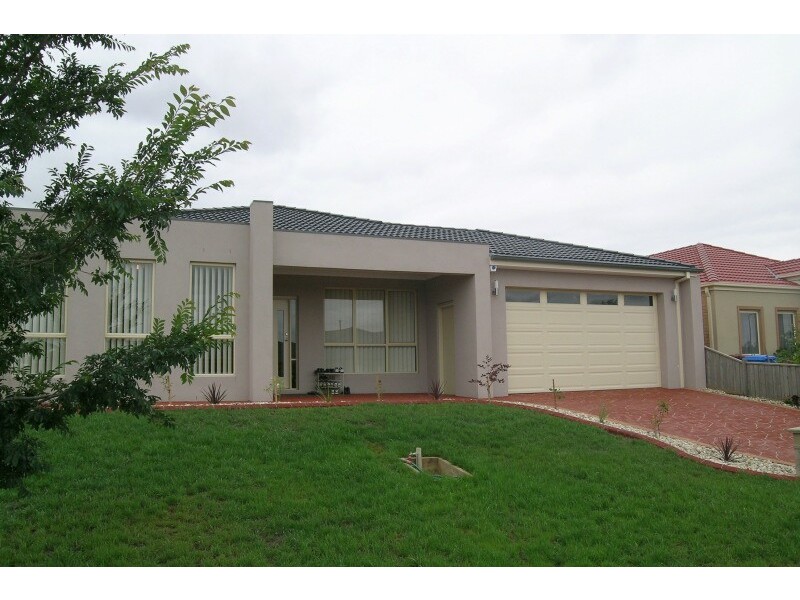 10 Papillion Way, Narre Warren South VIC 3805