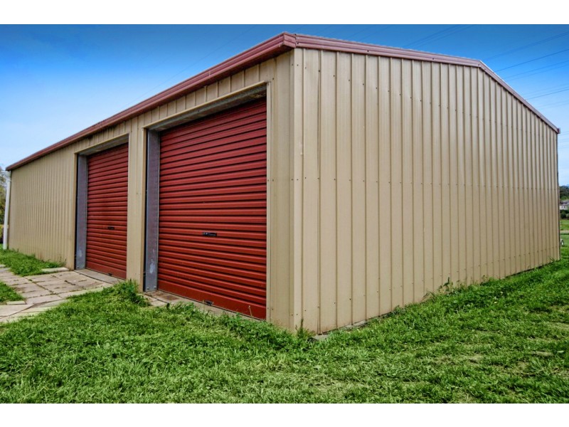 4 Amy Court, Hampton Park VIC 3976