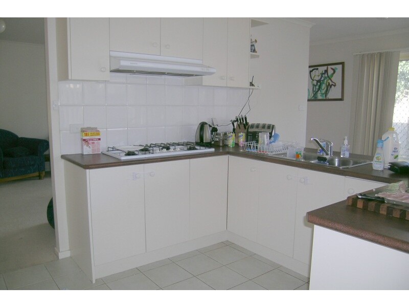 2 Grand Arch Way, Berwick VIC 3806