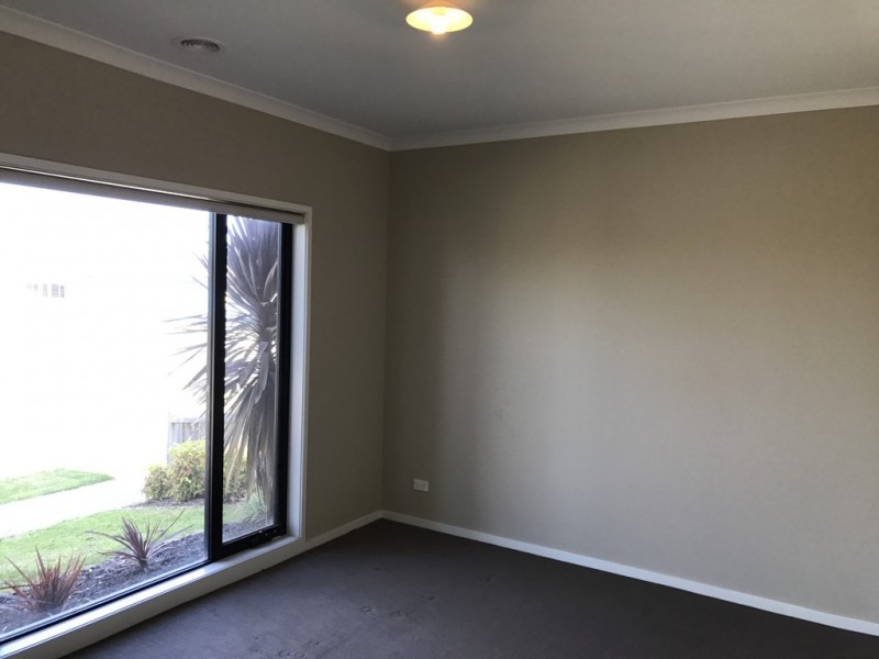 37 Goulburn Street, Cranbourne East VIC 3977