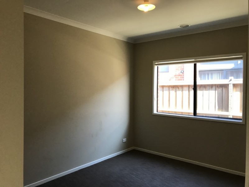 37 Goulburn Street, Cranbourne East VIC 3977