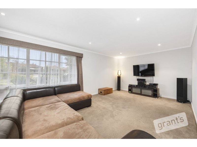 45 Chirnside Road, Berwick VIC 3806