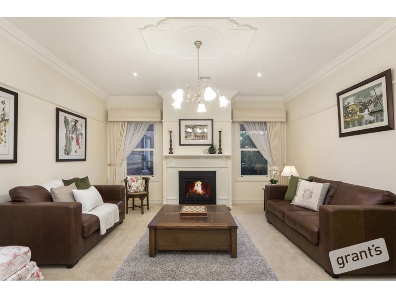 35 Premier Drive, Berwick VIC 3806