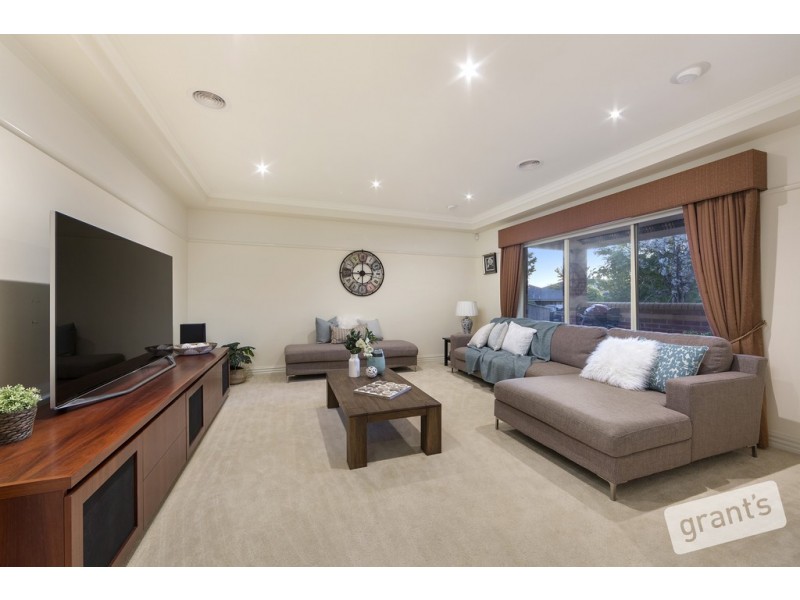 35 Premier Drive, Berwick VIC 3806