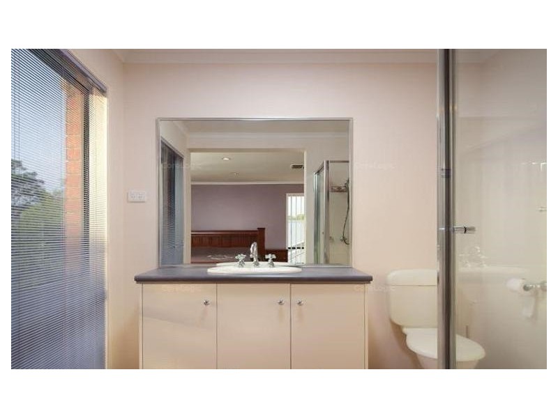 6 Padstow Court, Narre Warren South VIC 3805