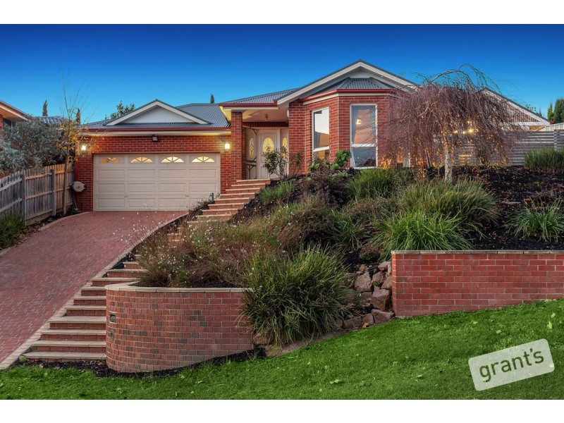 83 Scenic Drive, Beaconsfield VIC 3807