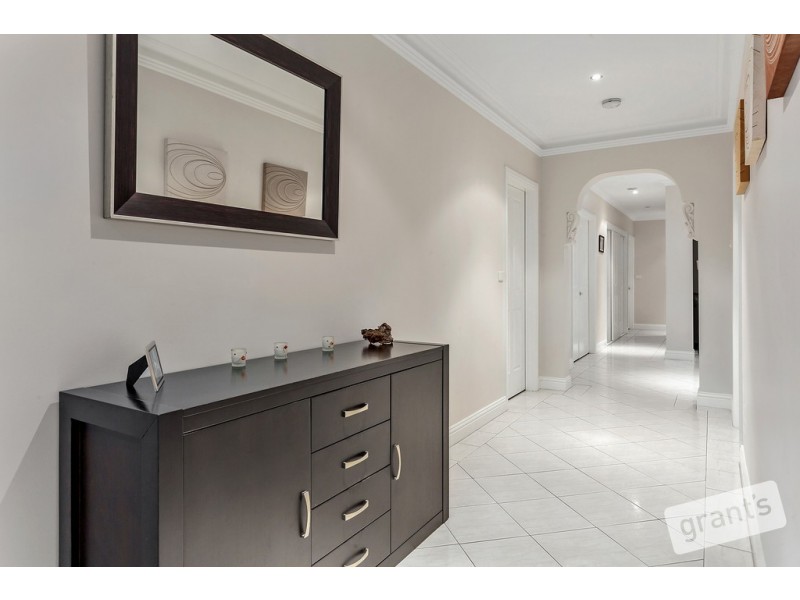 83 Scenic Drive, Beaconsfield VIC 3807