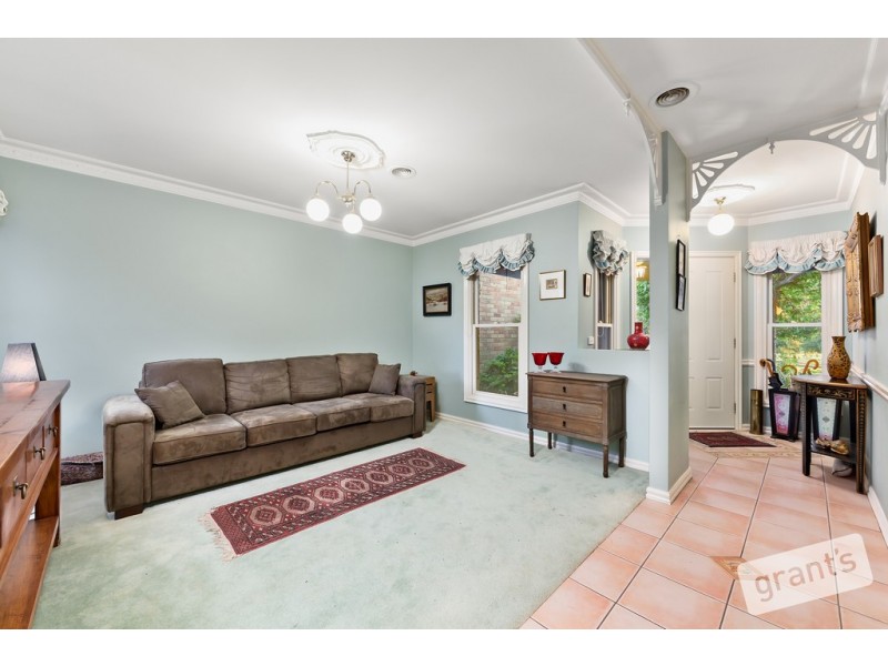 20 Hancock Drive, Berwick VIC 3806