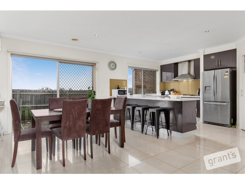63 Cook Street, Drouin VIC 3818