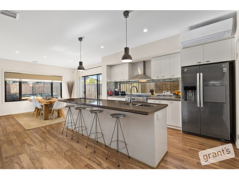 124 Wurundjeri Boulevard, Berwick VIC 3806