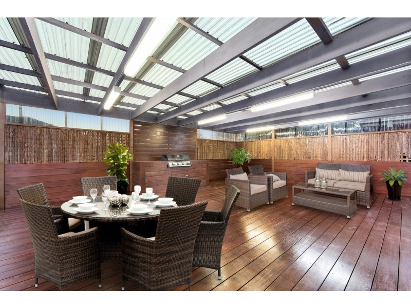 37 Lake View Drive, Narre Warren South VIC 3805