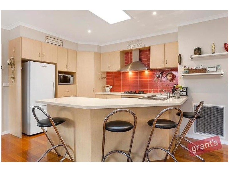 32 John Fisher Drive, Berwick VIC 3806