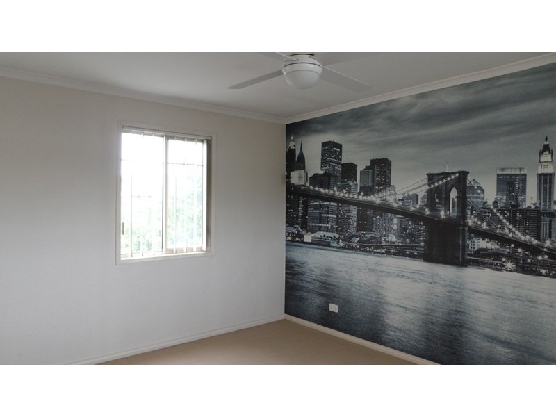 11 / 12 Grant Close, Berwick VIC 3806