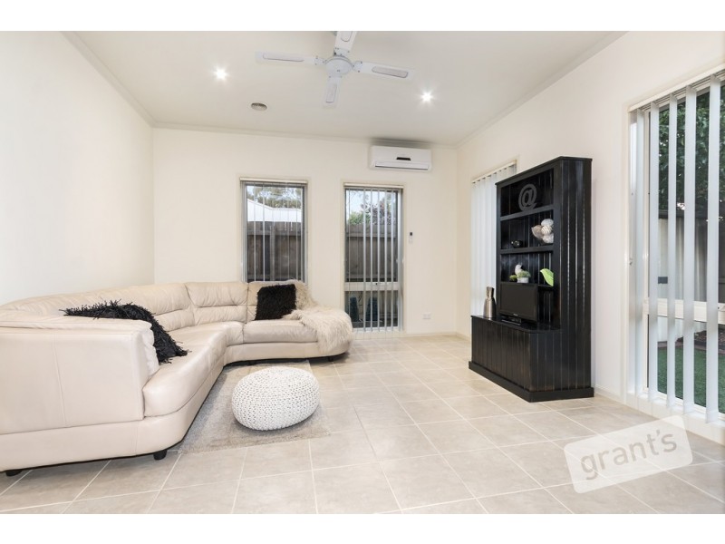 3/150 Avebury Drive, Berwick VIC 3806